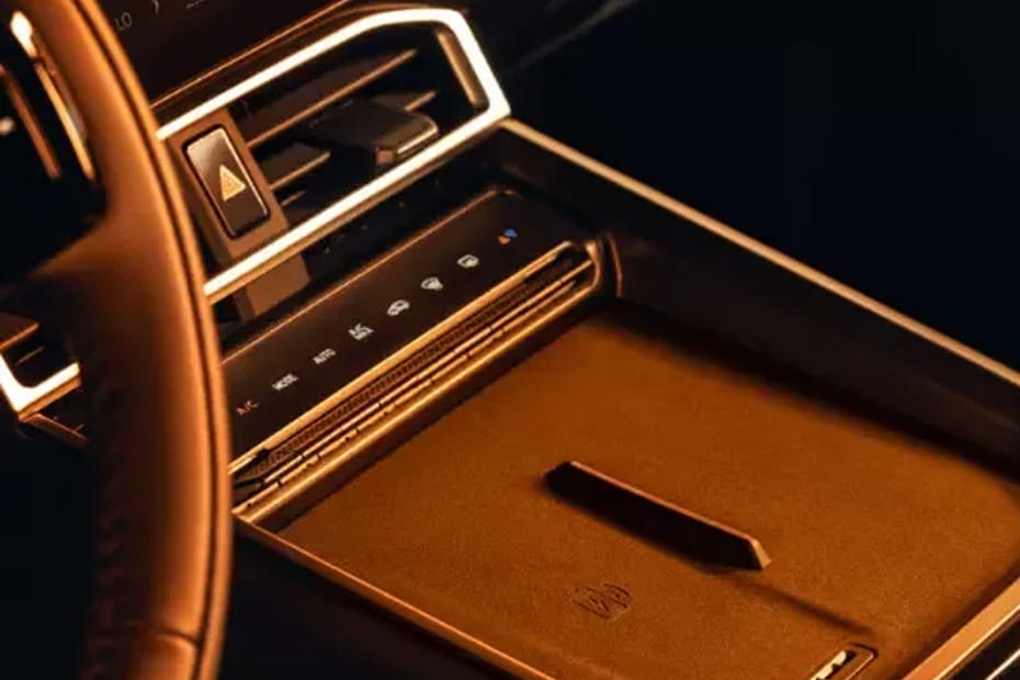 Power Accessories Outlet View of سوإست S06