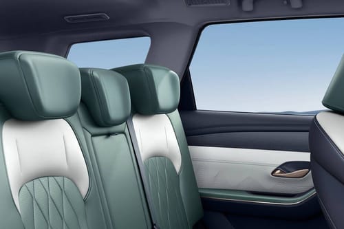 S09 Rear Seat Head rest