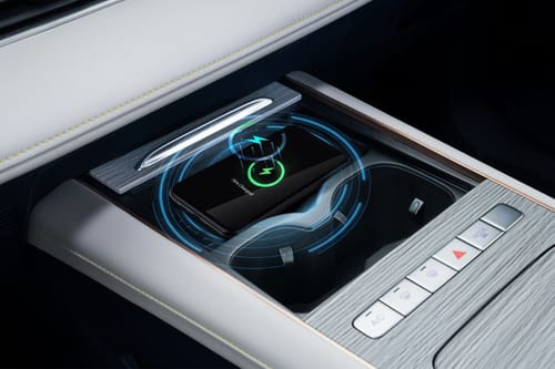 Power Accessories Outlet View of OMODA E5