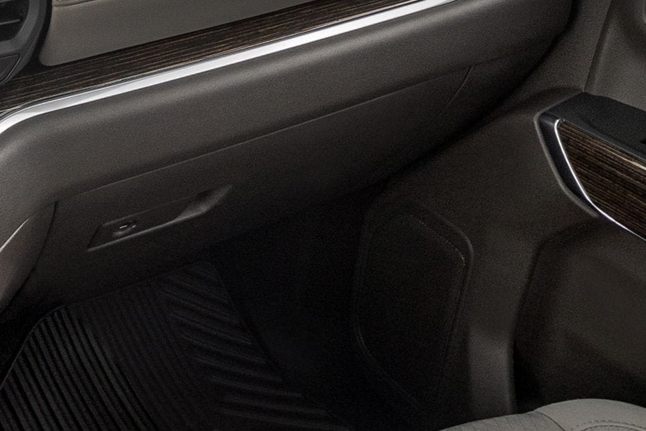 جي إم سي سييرا إل دي  Glove Box