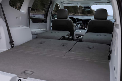 Folding Seats of جي إم سي أكاديا