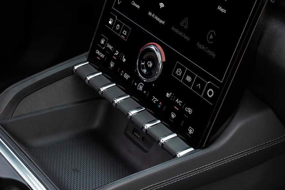 Front AC Controls of جي إم سي تيرين