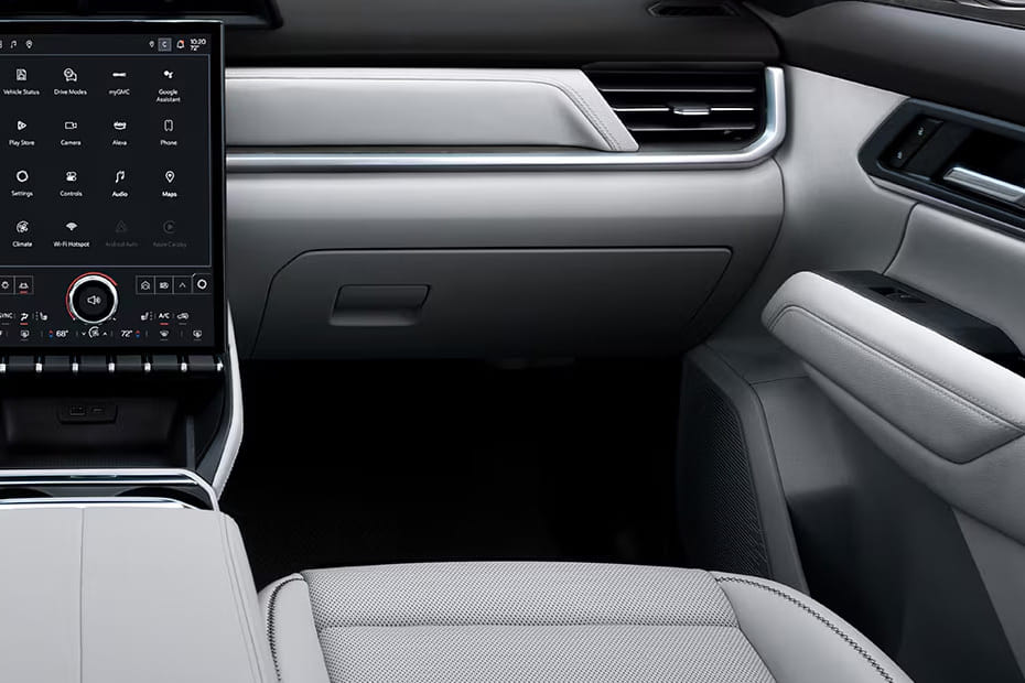 جي إم سي تيرين Glove Box