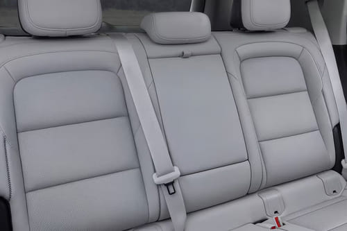 جي إم سي تيرين Rear Seats