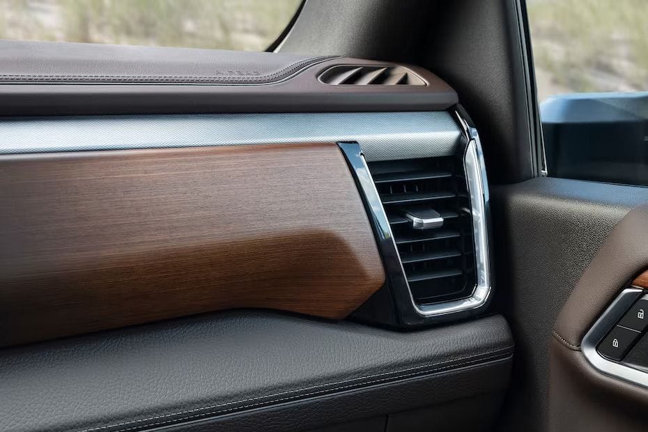 Sierra HD Front Side Ac Vents