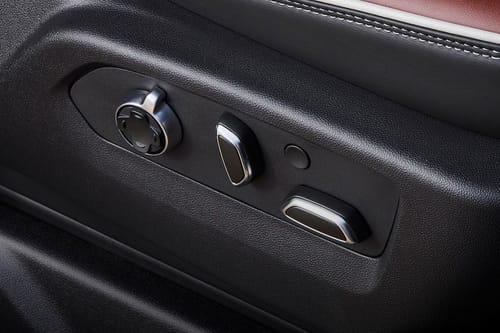 جي إم سي سييرا إتش دي  Seat Adjustment Controllers