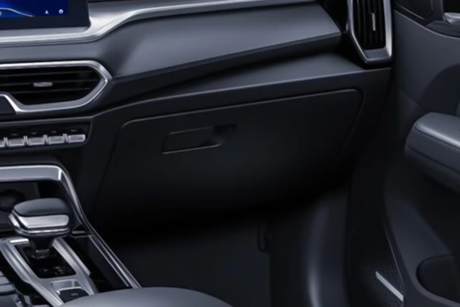 كايي إكس ٣ برو Glove Box