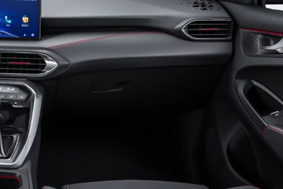 كايي إي ٥ Glove Box