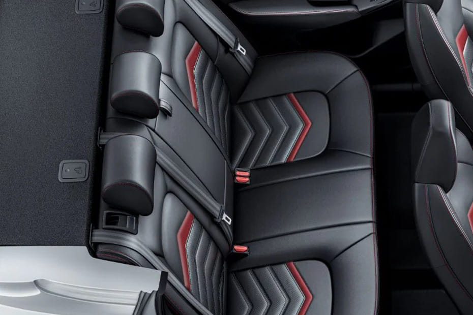 كايي إي ٥ Rear Seats