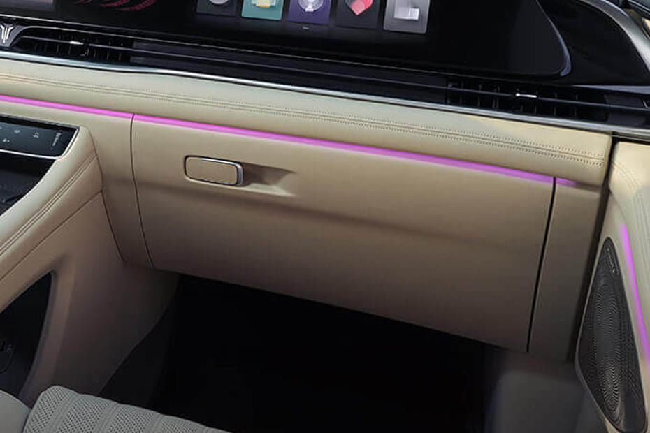 Voyah Dream Glove Box