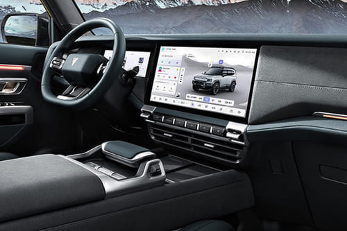 جي 318 Center Console