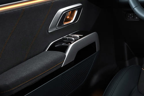 ديبال جي 318 Drivers Side In Side Door Controls