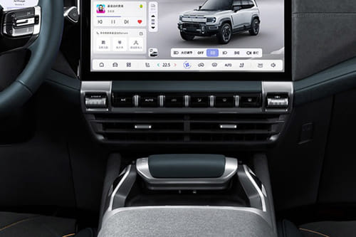 Front AC Controls of ديبال جي 318