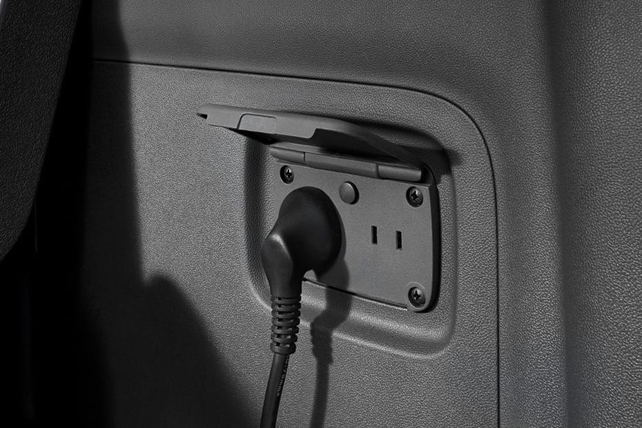 Power Accessories Outlet View of Deepal G318