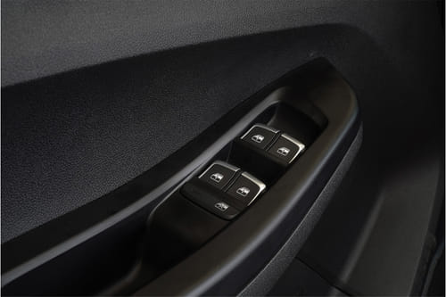 ج إم سي فيجوس دابل كابين Drivers Side In Side Door Controls