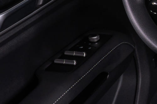 JMC Vigus Drivers Side In Side Door Controls