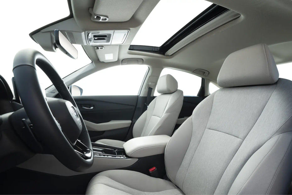 أكورد Front Seats