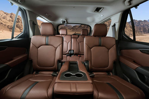 هوندا بايلوت Rear Seats