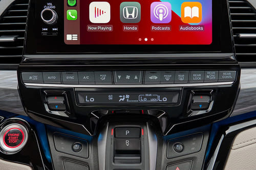 Front AC Controls of Honda Odyssey