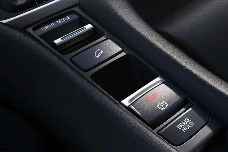 Center Controls of هوندا ZR-V