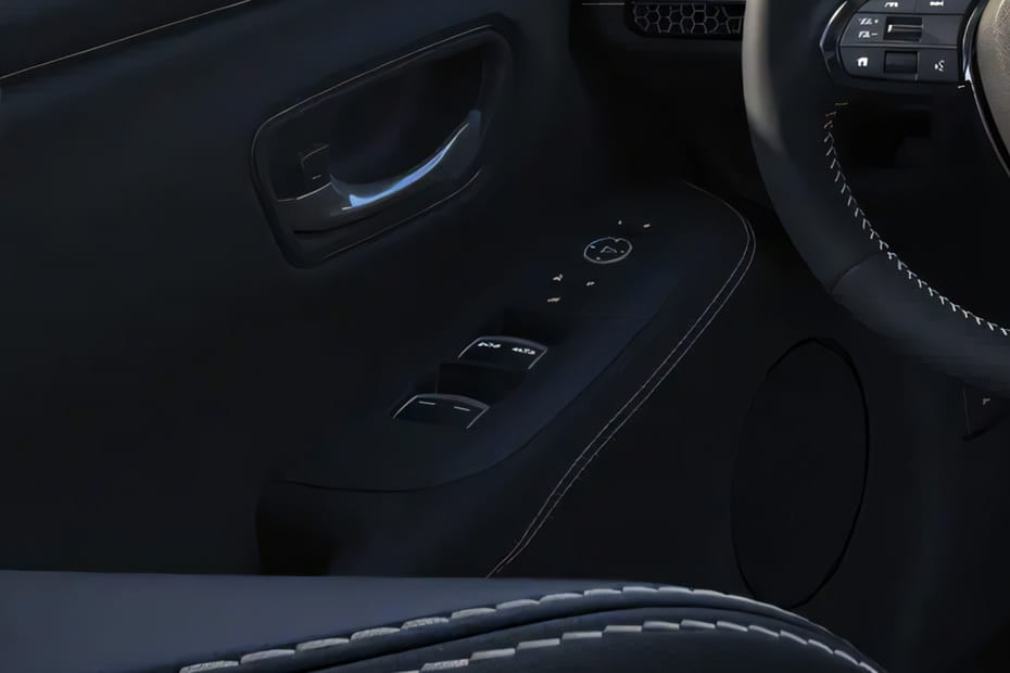 هوندا ZR-V Drivers Side In Side Door Controls