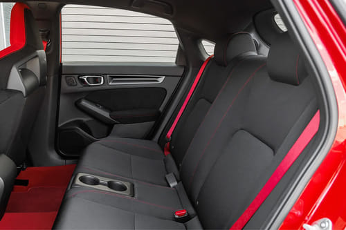 هوندا سيفيك تايب آر Rear Seats