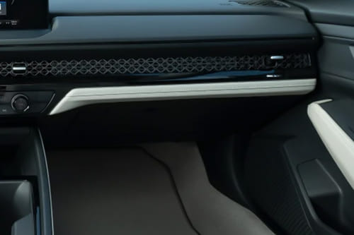 Honda ACCORD E HEV Glove Box