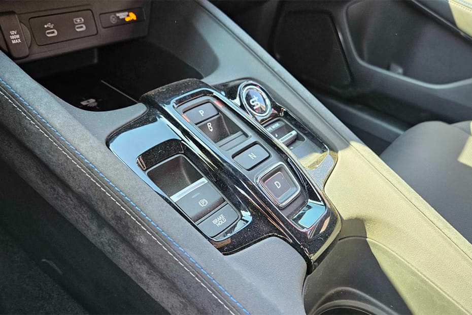 Center Controls of Honda Prelude