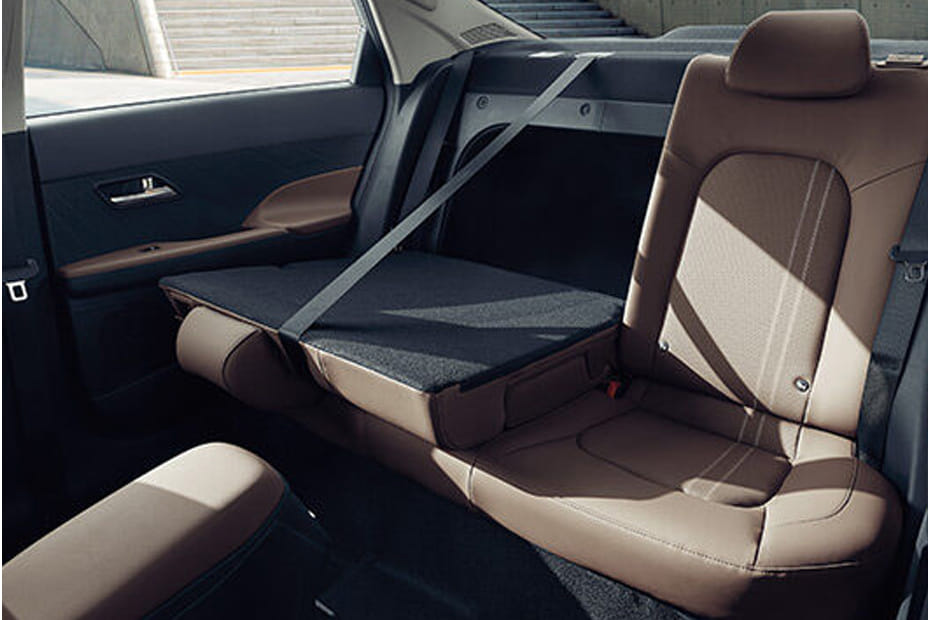Folding Seats of هيونداي أكسنت