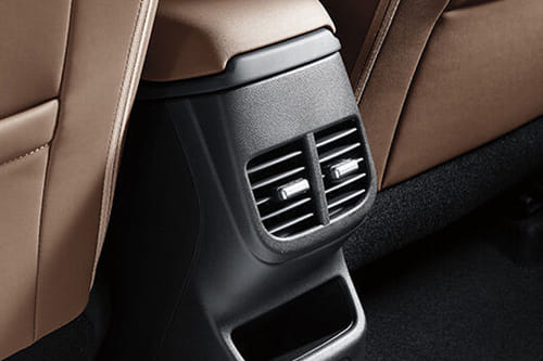 Accent Rear AC Controls