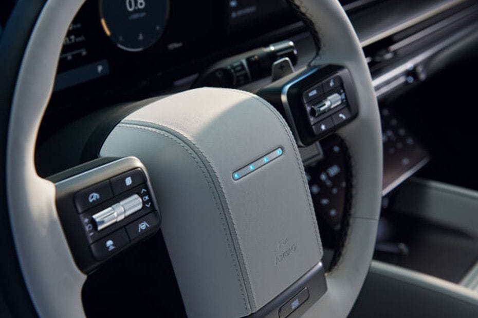 هيونداي أزيرا Multi Function Steering