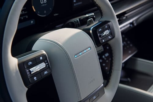 هيونداي أزيرا Multi Function Steering