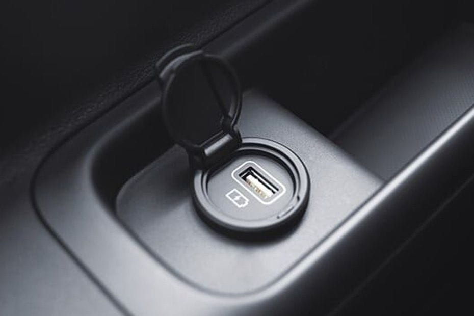 Power Accessories Outlet View of Hyundai Staria