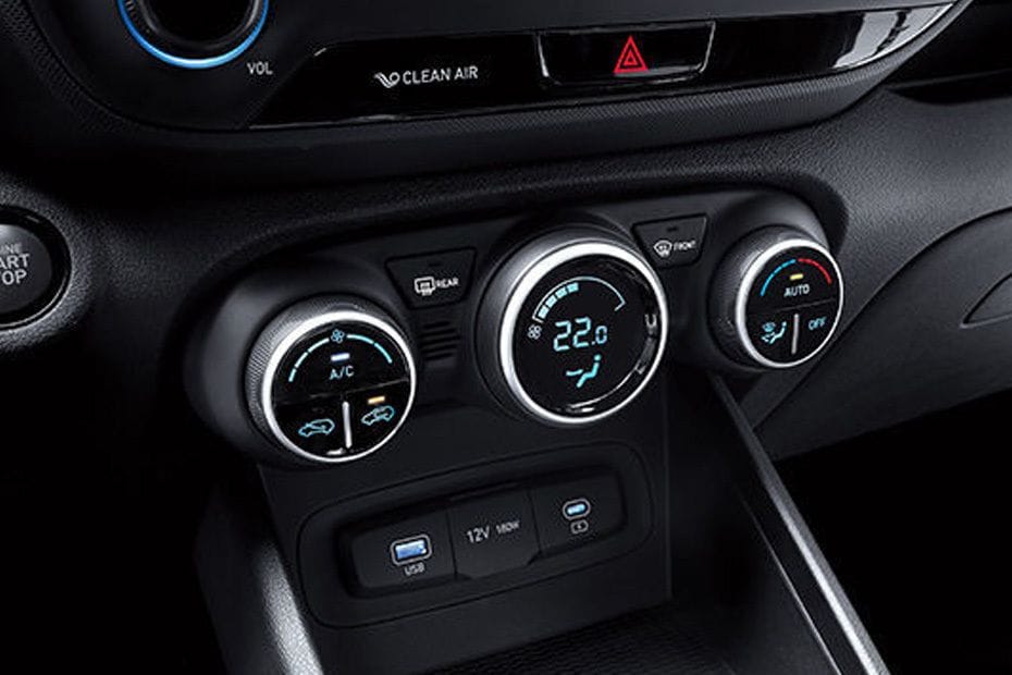 Front AC Controls of Hyundai Venue