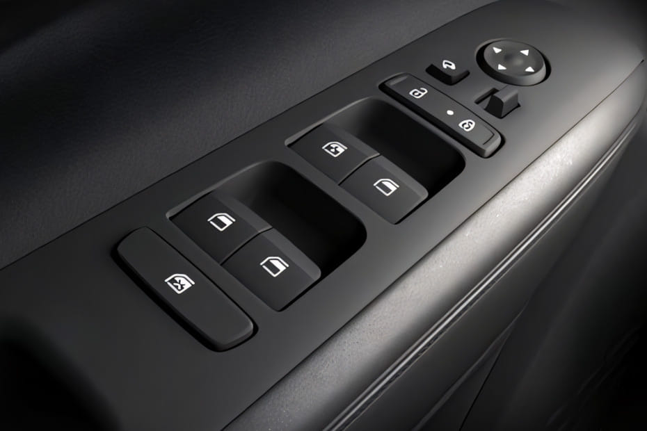 Hyundai Stargazer Drivers Side In Side Door Controls