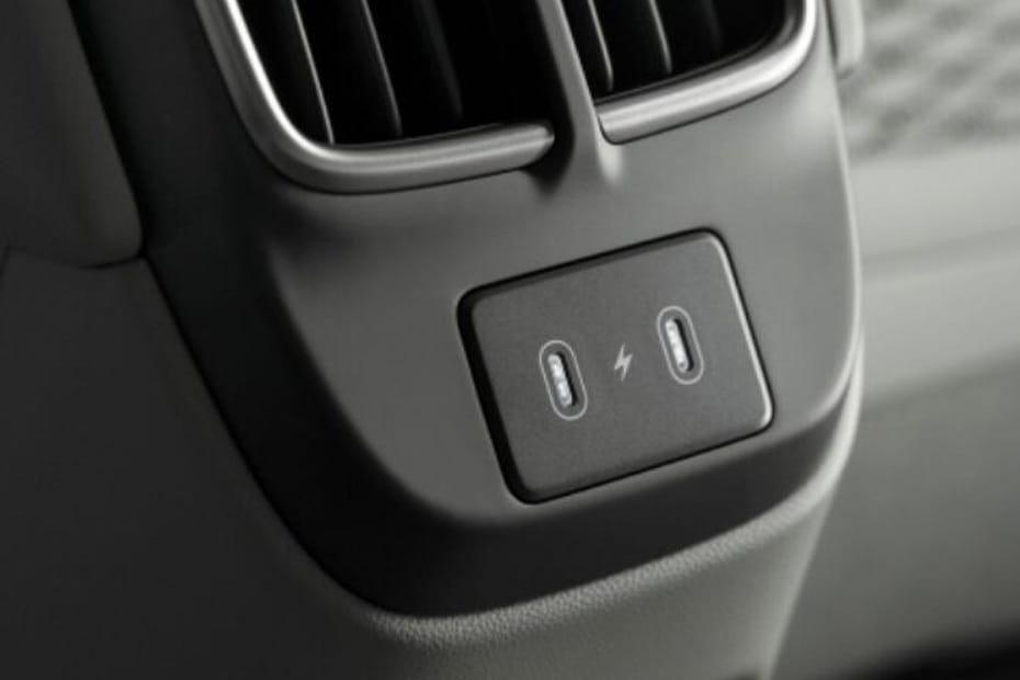 Power Accessories Outlet View of Hyundai Ioniq 6