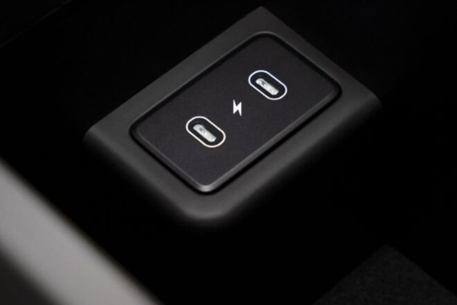 Power Accessories Outlet View of Hyundai Ioniq 6