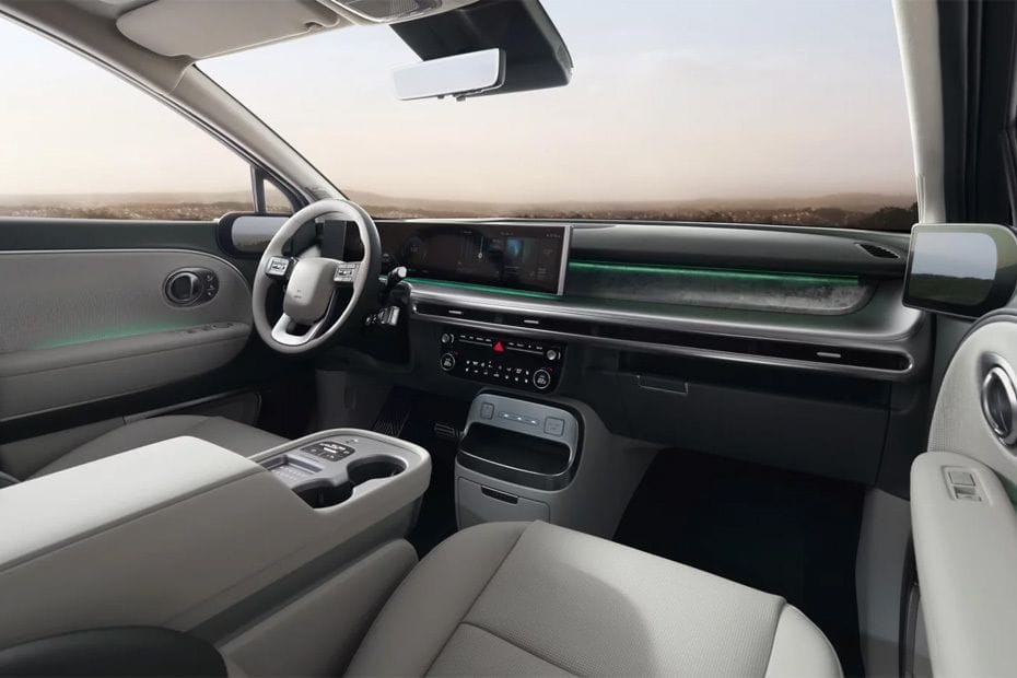 Stereo View of Ioniq 9