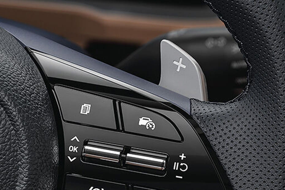 هيونداي كريتا جراند Multi Function Steering