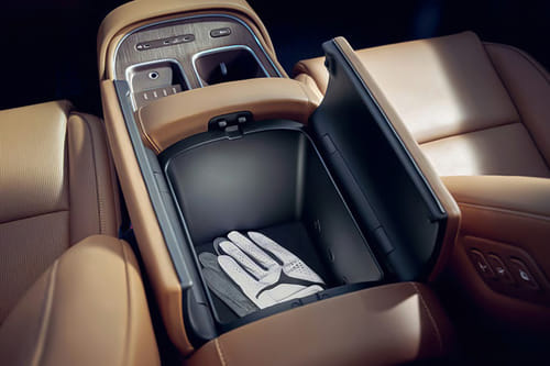 Palisade Front Center Divider