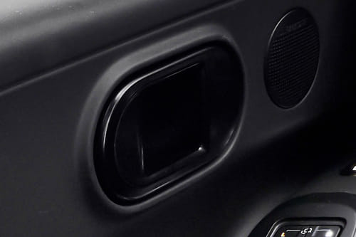 door handle interior of Hyundai Ioniq 3