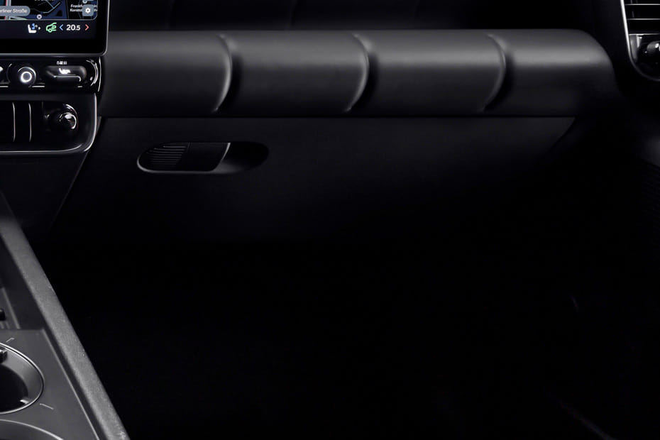 هيونداي أيونيك 3 Glove Box