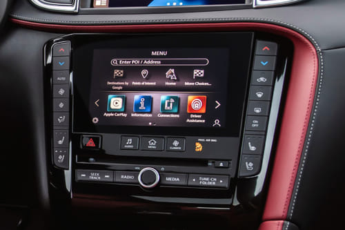 Front AC Controls of انفنتي QX50