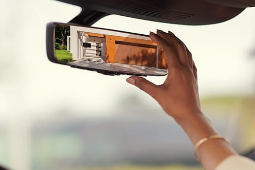 كيو إكس 60 (2024–2025) Courtesy Lamps