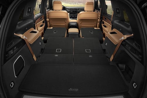 Folding Seats of Jeep Grand Cherokee
