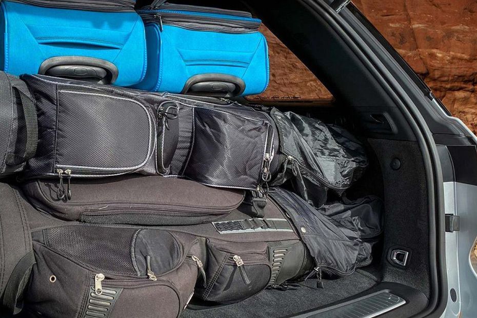 Storage Closer View of جيب جراند شيروكي