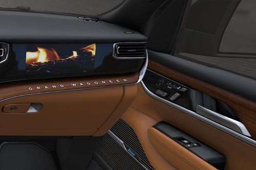 جيب جراند واجونير Passengers View