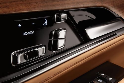 جيب جراند واجونير Seat Adjustment Controllers