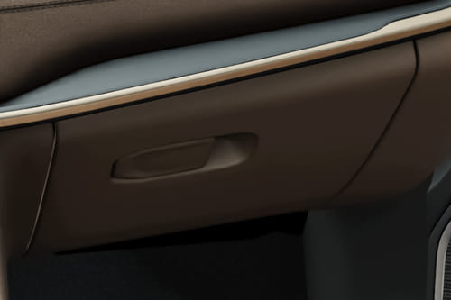 جيب كوماندَر Glove Box