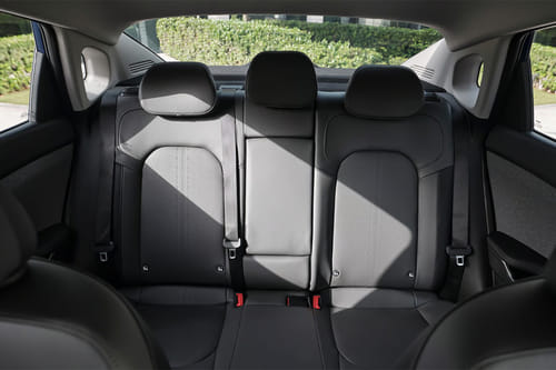 كيا K3 Rear Seats